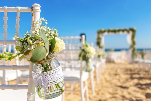 Consejos esenciales para planificar una boda de destino inolvidable 1 istockphoto 1300662309 170667a