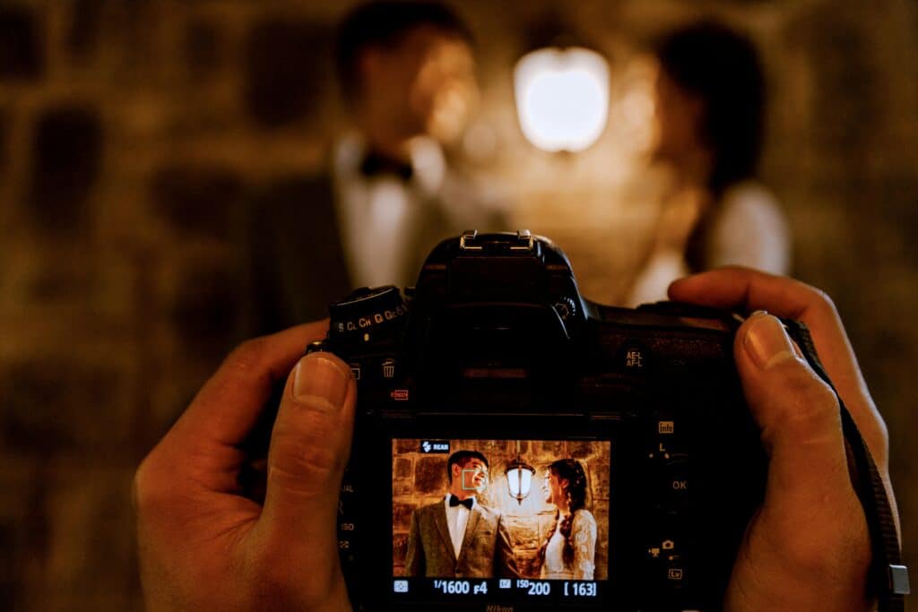 Errores comunes al planear una Boda (y cómo evitarlos) 2 pexels trungnguyenphotog 2959199