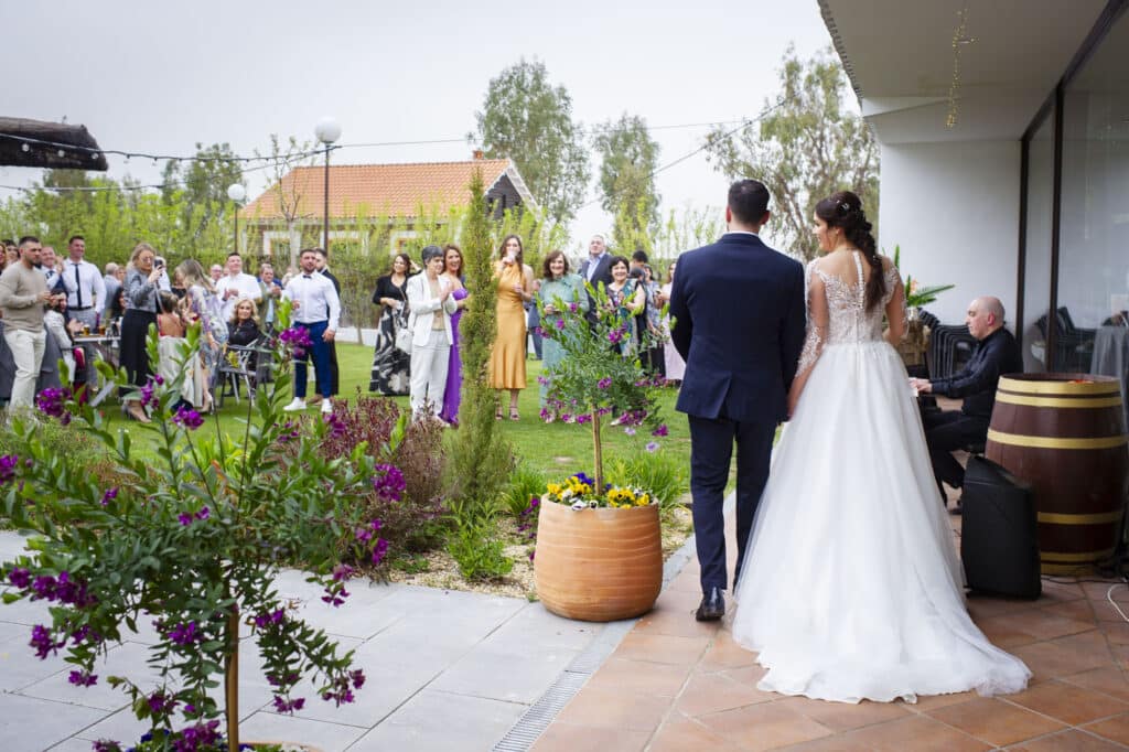 Bodas íntimas vs. bodas multitudinarias: ¿cuál es tu estilo? 2 Studioalonsofotografos 0107
